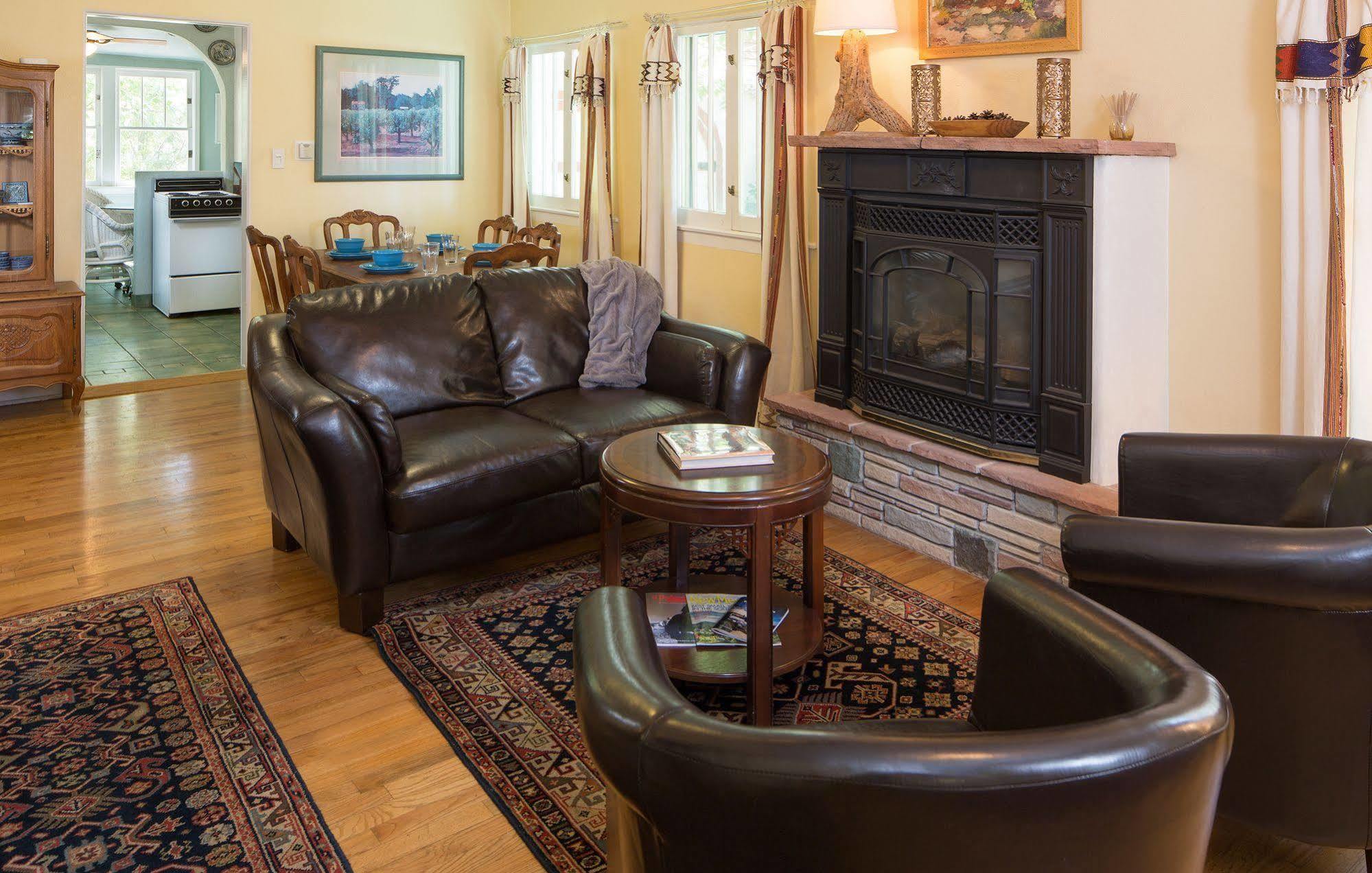 Casa Blanca Inn And Suites Farmington Esterno foto