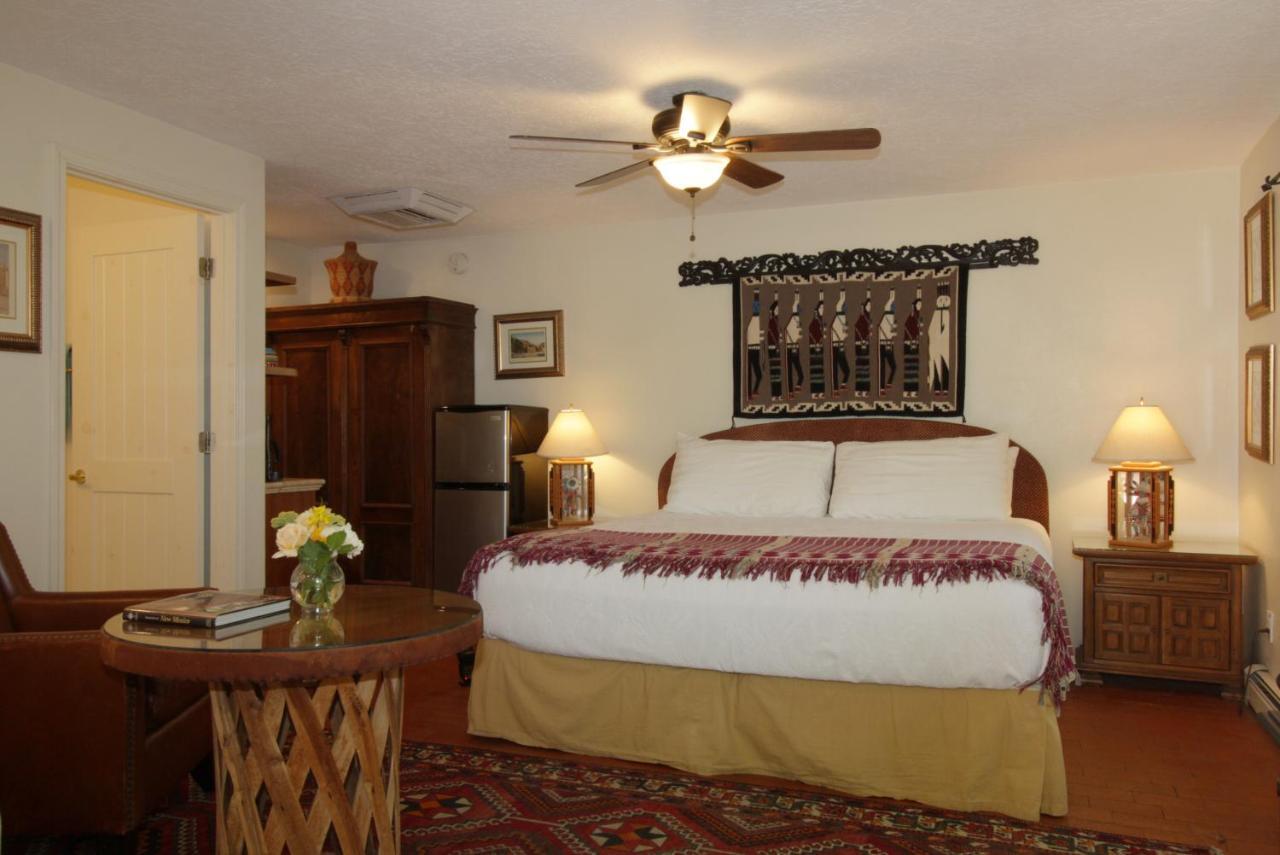 Casa Blanca Inn And Suites Farmington Esterno foto