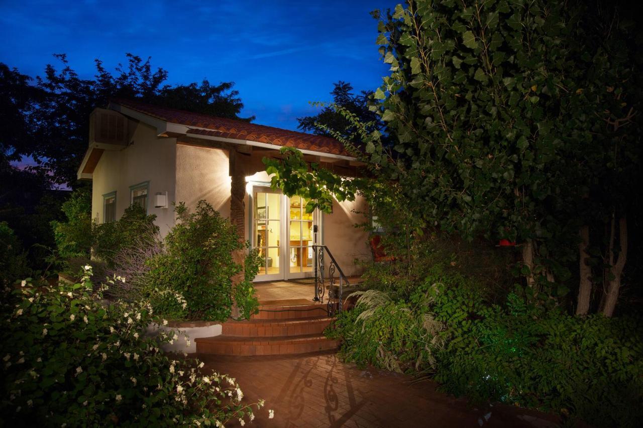 Casa Blanca Inn And Suites Farmington Esterno foto