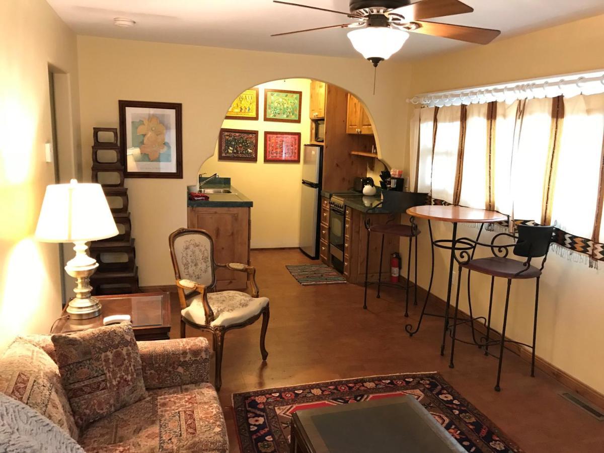 Casa Blanca Inn And Suites Farmington Esterno foto